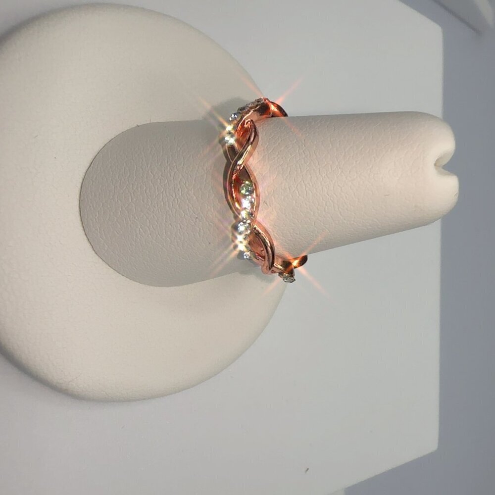 18k Rose Gold Plated Ring With Rhinestones Size 8 Fashion Jewelry - Picture 7 of 11